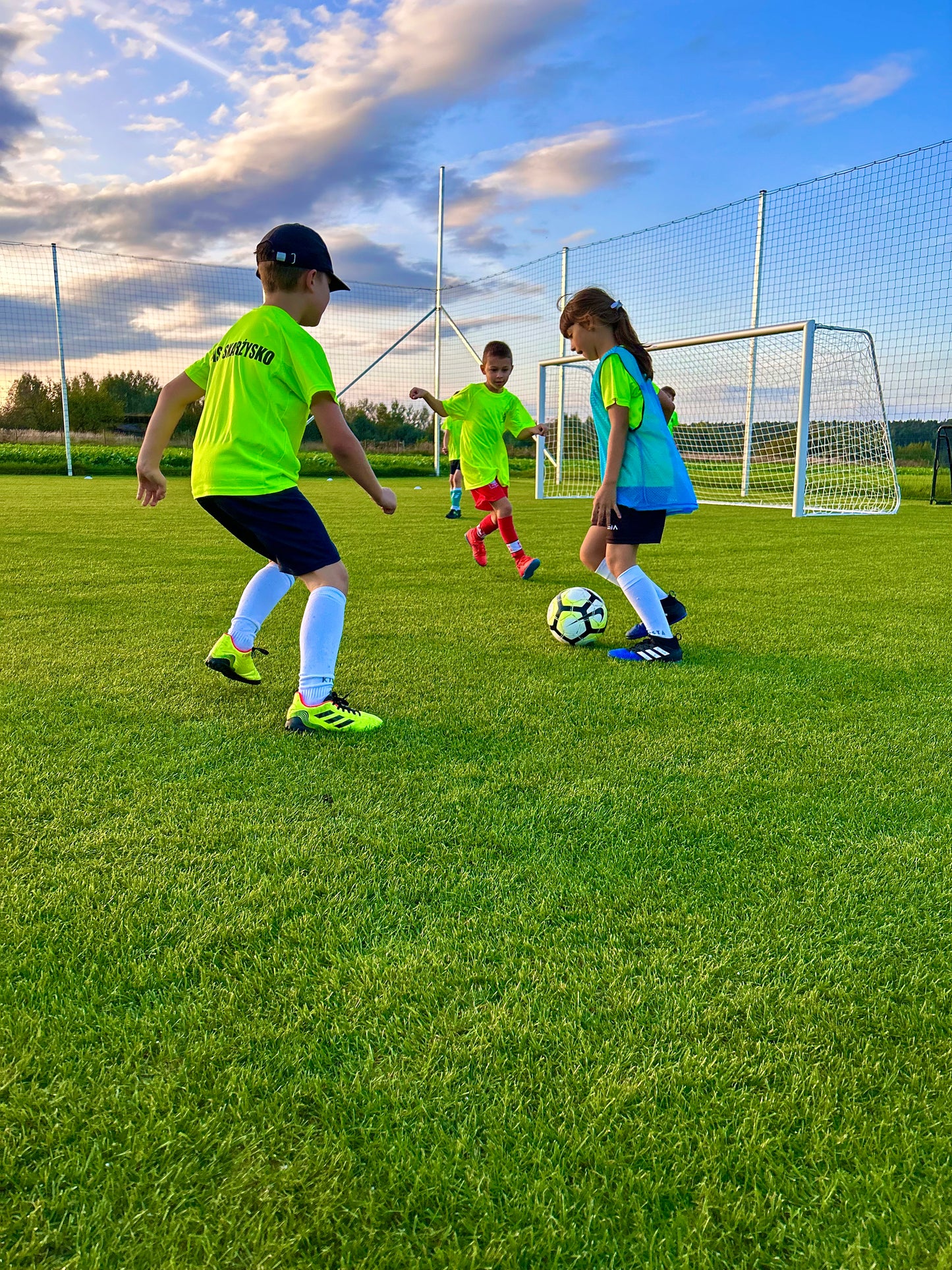 TRENING PIŁKARSKI